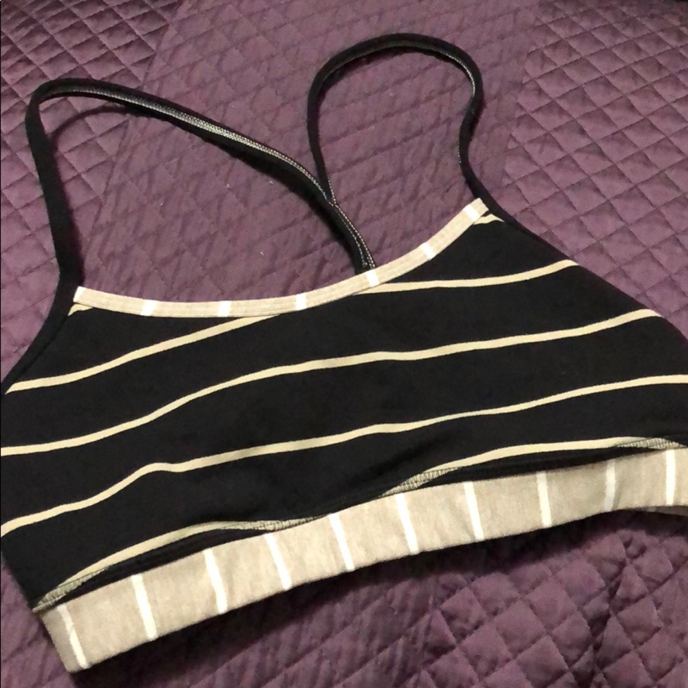 Lululemon flow y bra